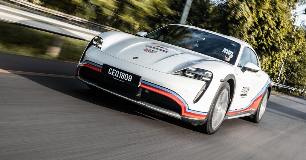 , พิสูจน์การเดินทางข้ามพรมแดนด้วย Porsche Taycan 4S Cross Turismo และ Shell Recharge
