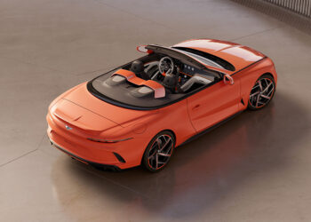 เจาะสเปก BENTLEY BATUR CONVERTIBLE อัครยนตรกรรมรุ่นพิเศษ ปิดตำนานขุมพลัง W12