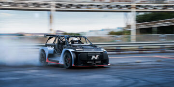 HYUNDAI RN24 รถไฟฟ้าต้นแบบสุดล้ำสมรรถนะสูงภายใต้แบรนด์ N