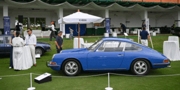 รถคลาสสิก รถสะสม มีประมูลแล้วกับ Collins Auction