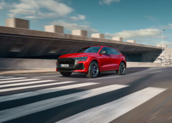 AUDI RS Q8 QUATTRO PERFORMANCE เอสยูวีเครื่องสันดาปที่ทรงพลังที่สุดของ Audi Sport ราคา 13.59 ล้านบาท