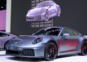 New Porsche911 GTS มาพร้อมเทคโนโลยี T-Hybrid ครั้งแรกในเอเชียตะวันออกเฉียงใต้