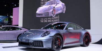 New Porsche911 GTS มาพร้อมเทคโนโลยี T-Hybrid ครั้งแรกในเอเชียตะวันออกเฉียงใต้
