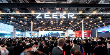 ZEEKR 9X และ Lynk & Co 900 เปิดตัวครั้งแรกในงาน Shanghai Auto Show 2025