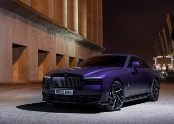 Black Badge Spectre ที่สุดของพลังไฟฟ้าจาก Rolls-Royce