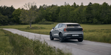 The New Volvo EX30 Cross Country