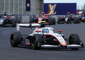 เติ้น​ – ทัศนพล โชว์ฟอร์มแรงต่อเนื่อง​จาก ซิลเวอร์สโตน​ ถึง​ ฮังกาโรริง​ คว้าชัยครั้งที่​ 2 ใน​ FIA – F3