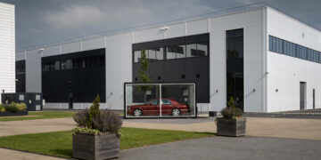 เบนท์ลีย์ มอเตอร์ส เปิดศูนย์เทคนิคทางวิศวกรรมแห่งใหม่ ณ โรงงาน เมืองครูว์รองรับการผลิตยนตรกรรมพลังไฟฟ้าเต็มรูปแบบ