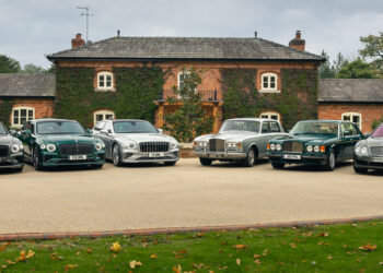 Bentley Flying Spur รุ่นพิเศษ เฉลิมฉลองสุดยอดซีดาน 3 เจเนอเรชัน