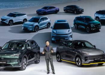 GEELY EX5 MAX+ และ GEELY EX2 Shooting Star เปิดตัวในงานมอเตอร์โชว์ ครั้งที่ 47