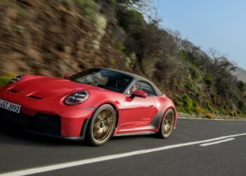 NEW PORSCHE 911 GT3 S/C เปิดประทุนสมรรถนะสูง น้ำหนักเบา เกียร์ธรรมดา ไม่คบระบบอัดอากาศ