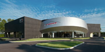 เรนวูด ปาร์ค เปิดตัว “TOPAZ & TP1” ที่ PARK11 มาตรฐาน Automotive Detailing จากประเทศอังกฤษ